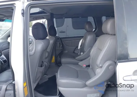 2005 Toyota Sienna Xle/Xle Limited z USA, uszkodzony, nr VIN 5TDZA22C85S258746